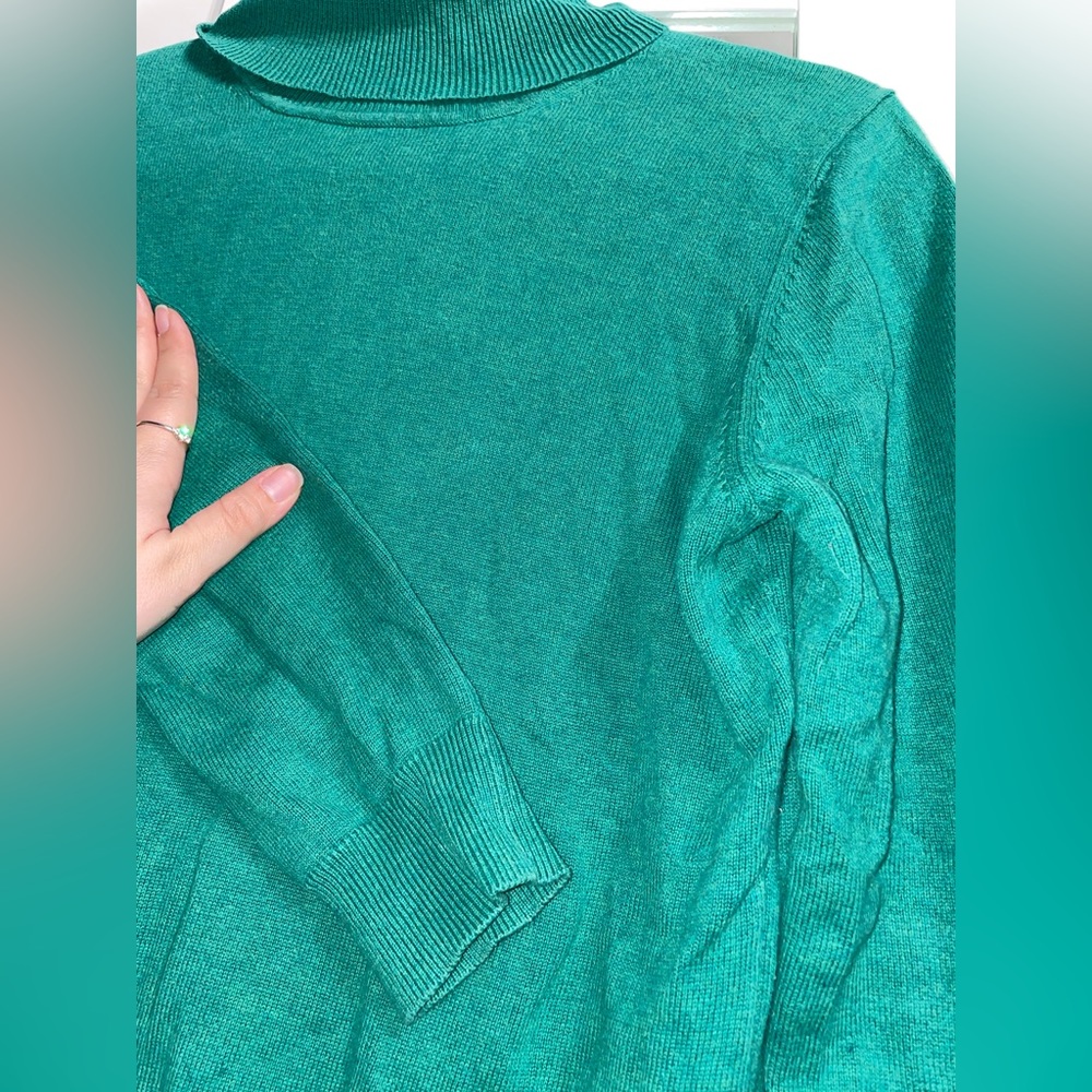 Sweater - Picture 4 of 7